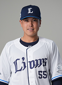 仲三 優太