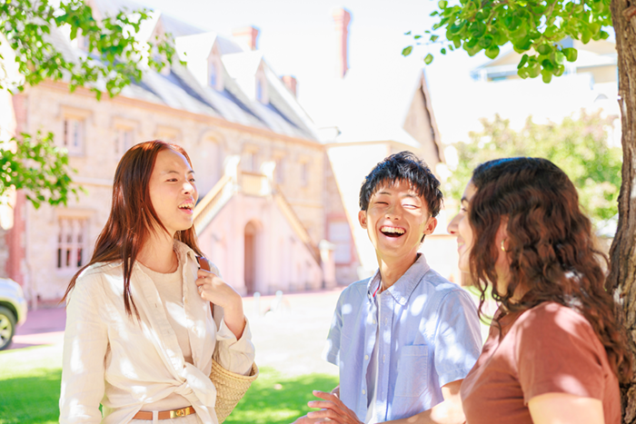 語学留学とは？