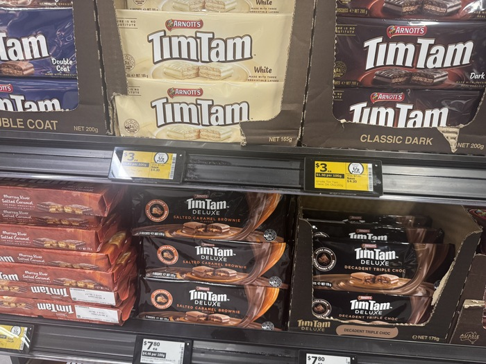 1.Tim Tam（ティムタム）