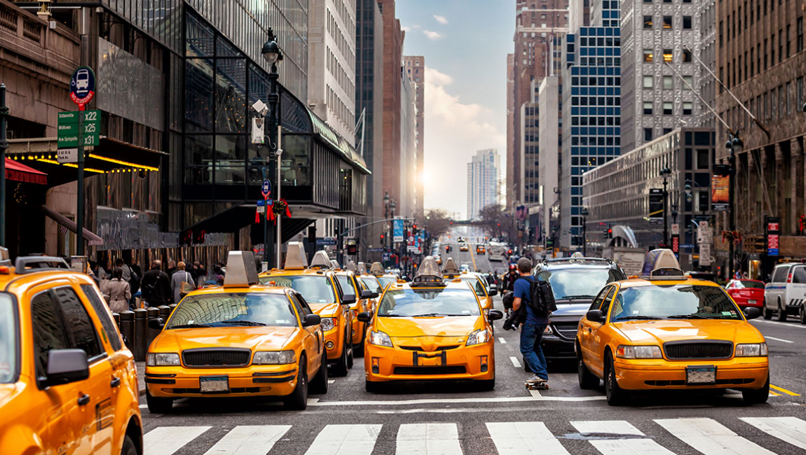 アメリカの配車サービス徹底比較|タクシー・Uber・Lyft・Waymo(ロボタクシー)の乗り方と料金まとめ