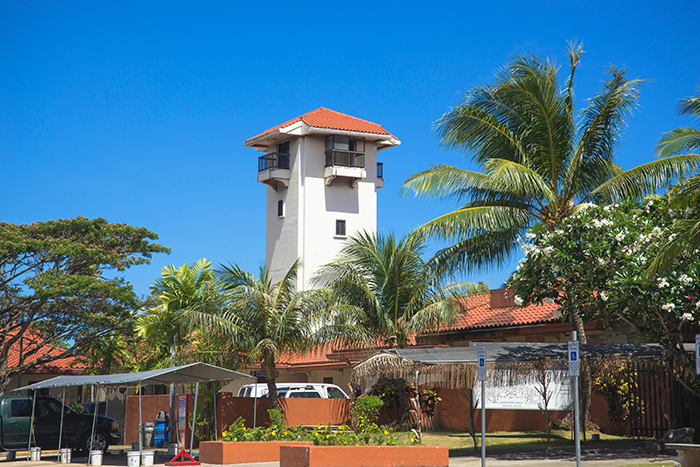 2.チャモロ・ビレッジ