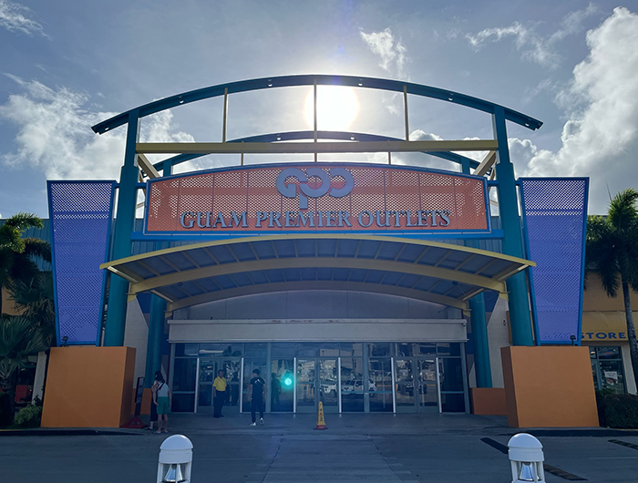2.グアム・プレミア・アウトレット