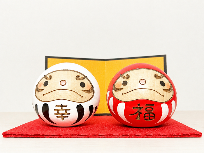 Daruma Dolls and Daruma Goods
