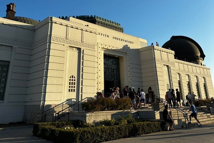 3. グリフィス天文台（Griffith Observatory）