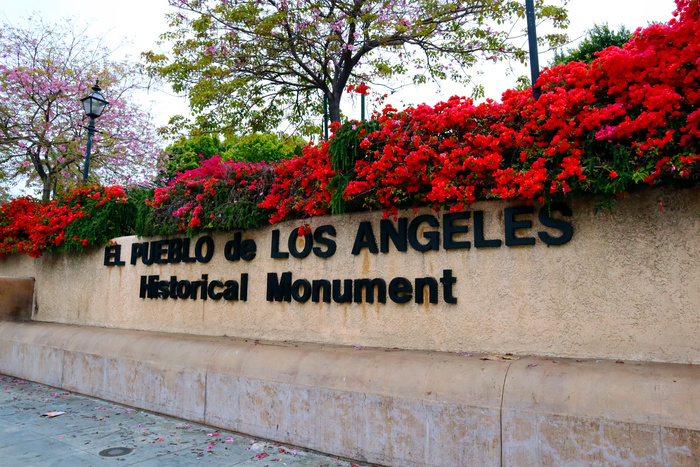 17. オルベラ街（Olvera Street）