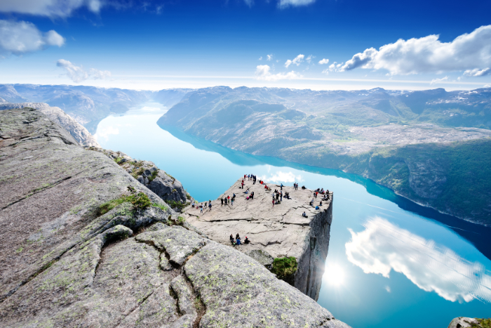 プレーケストーレン（Preikestolen）