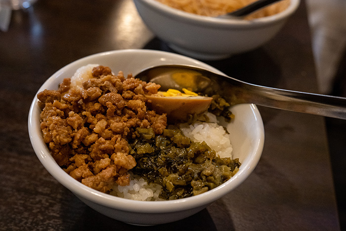 魯肉飯（ルーローハン）