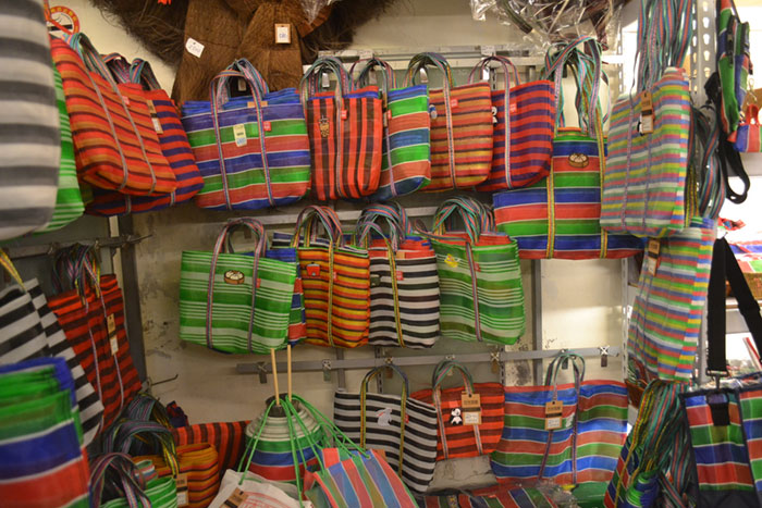 漁師網のバッグ