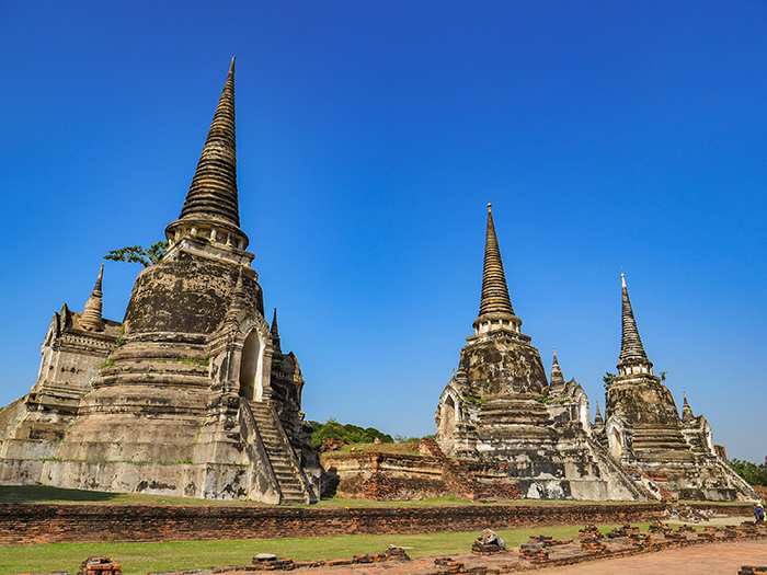 2.ワット・プラシーサンペット