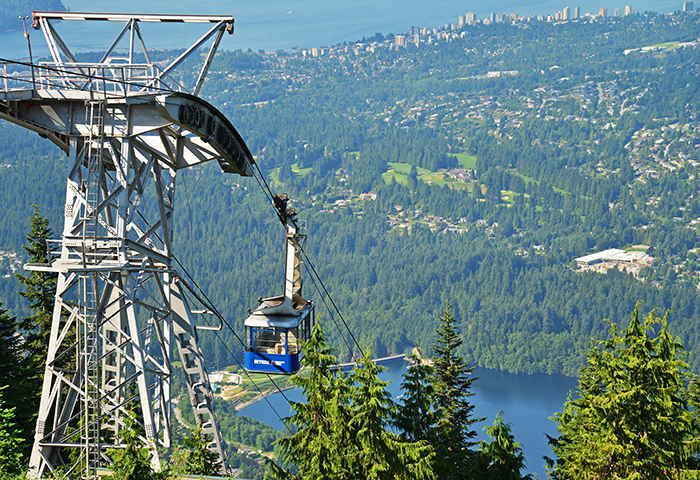 グラウス山（Grouse Mountain）